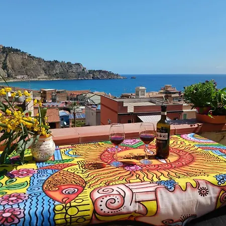 Mungi Bay, Flat With Sea View Roof Top Terrace Giardini Naxos Exterior photo