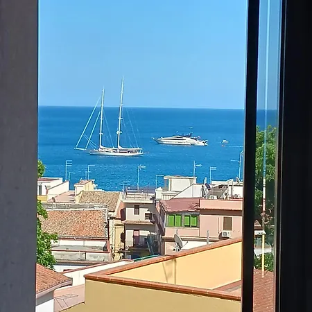 Mungi Bay, Flat With Sea View Roof Top Terrace Giardini Naxos Exterior photo