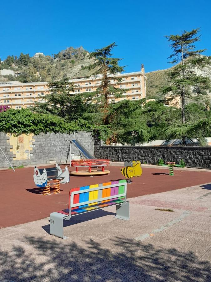 Apartment Mungi Bay, Flat With Sea View Roof Terrace Giardini Naxos