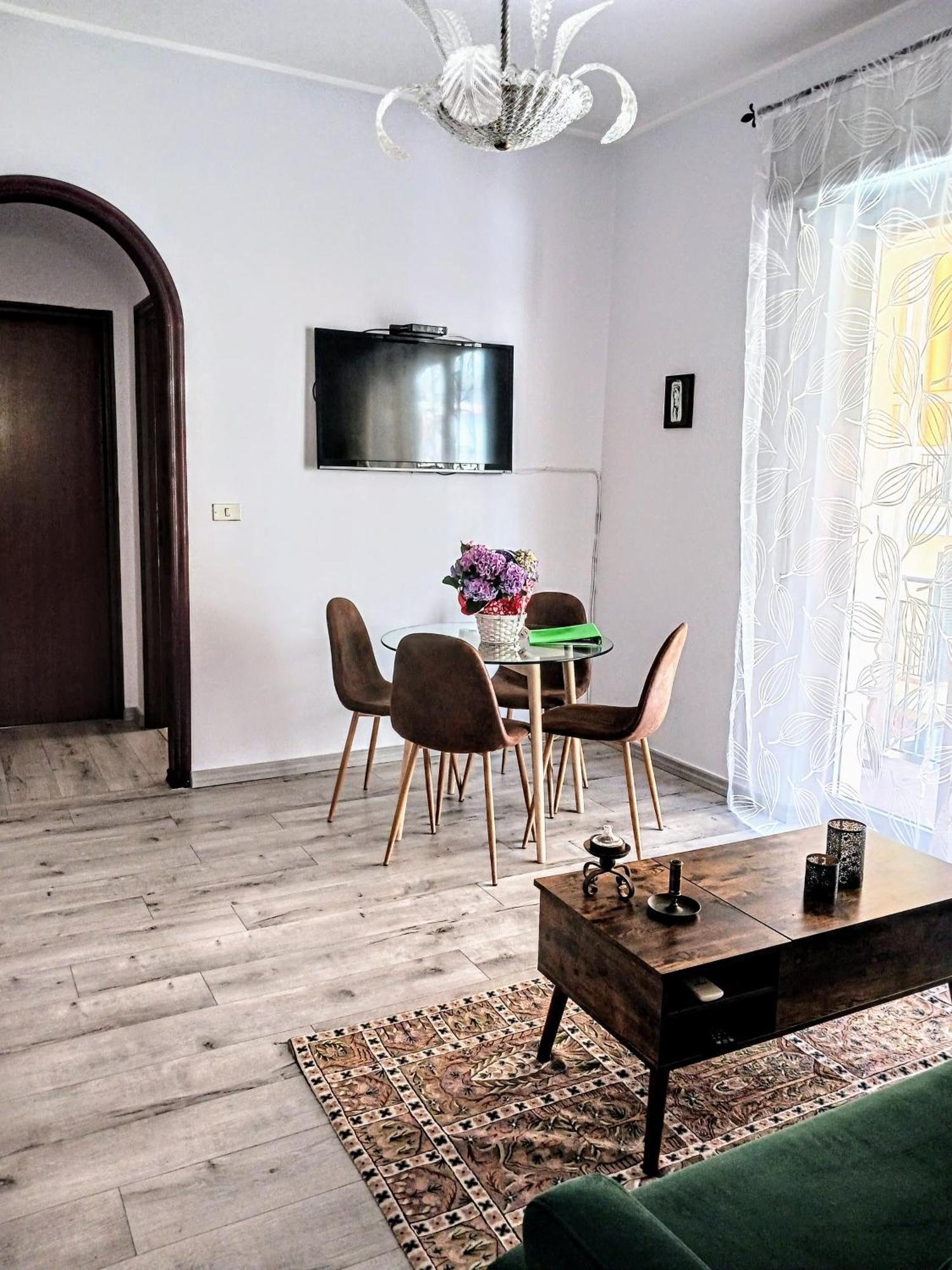 Apartment Mungi Bay, Flat With Sea View Roof Terrace