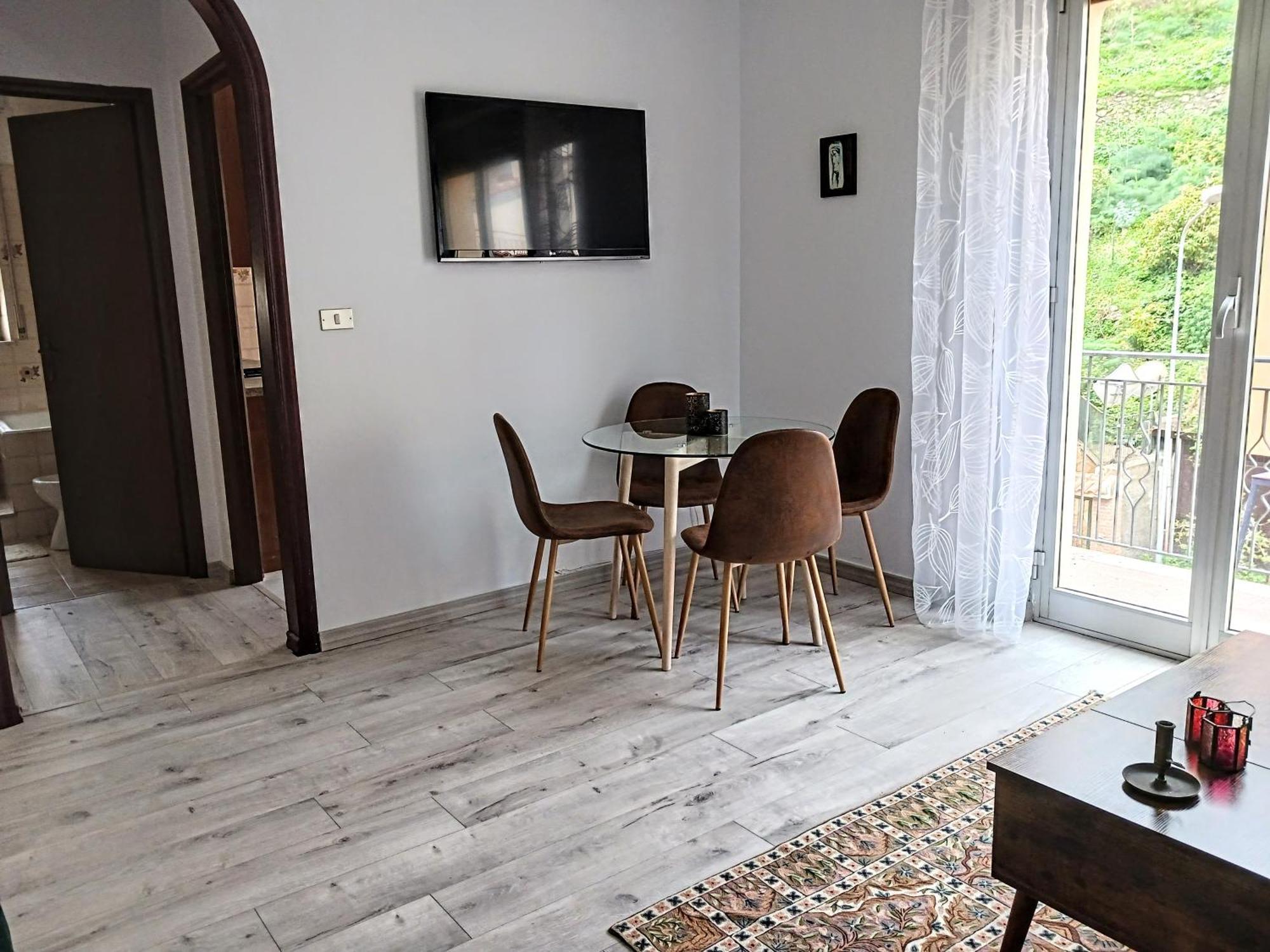 Apartment Mungi Bay, Flat With Sea View Roof Terrace *
