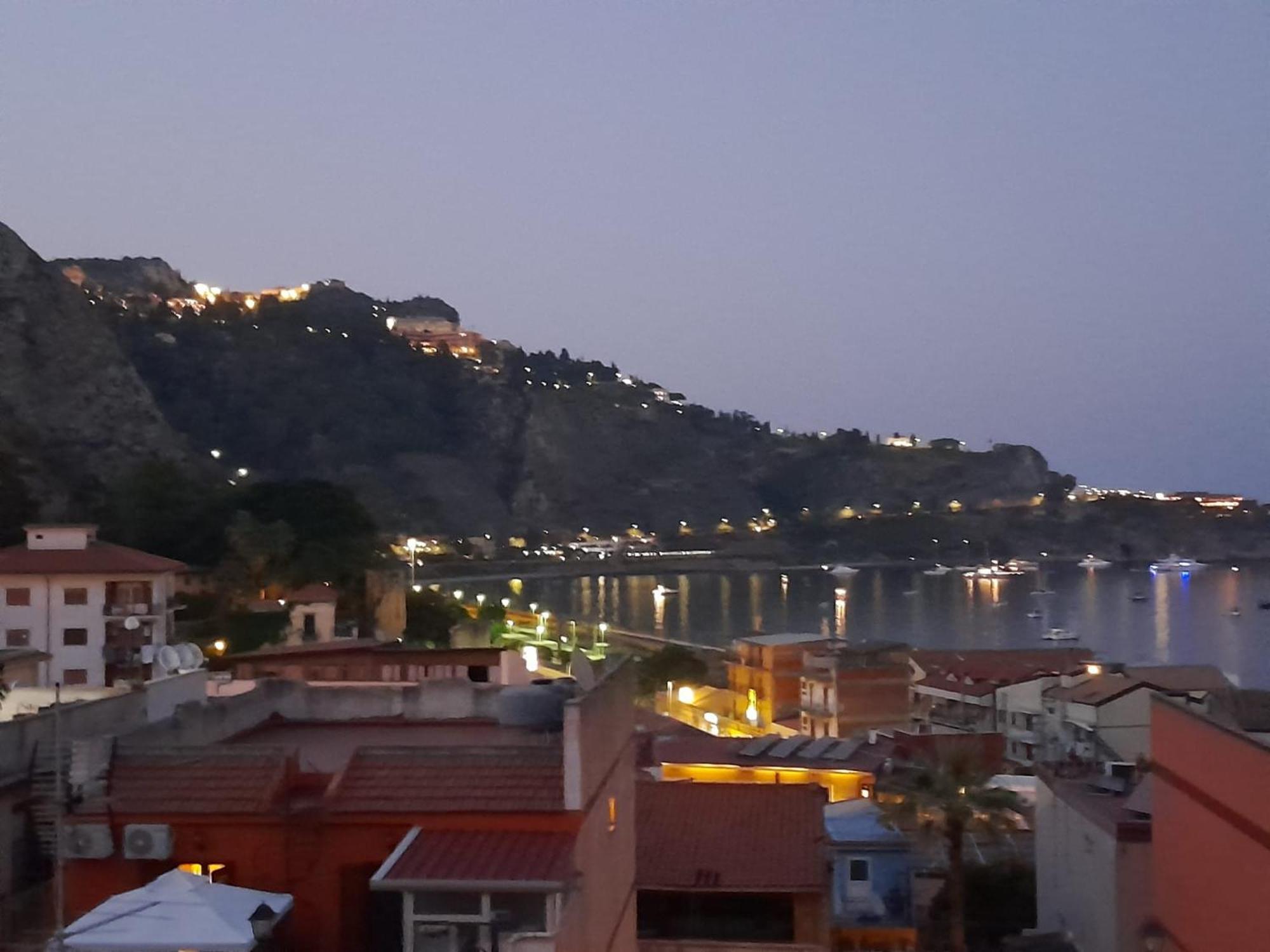 Mungi Bay, Flat With Sea View Roof Terrace Apartment *